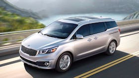 Hire people movers and minivans on the Gold Coast