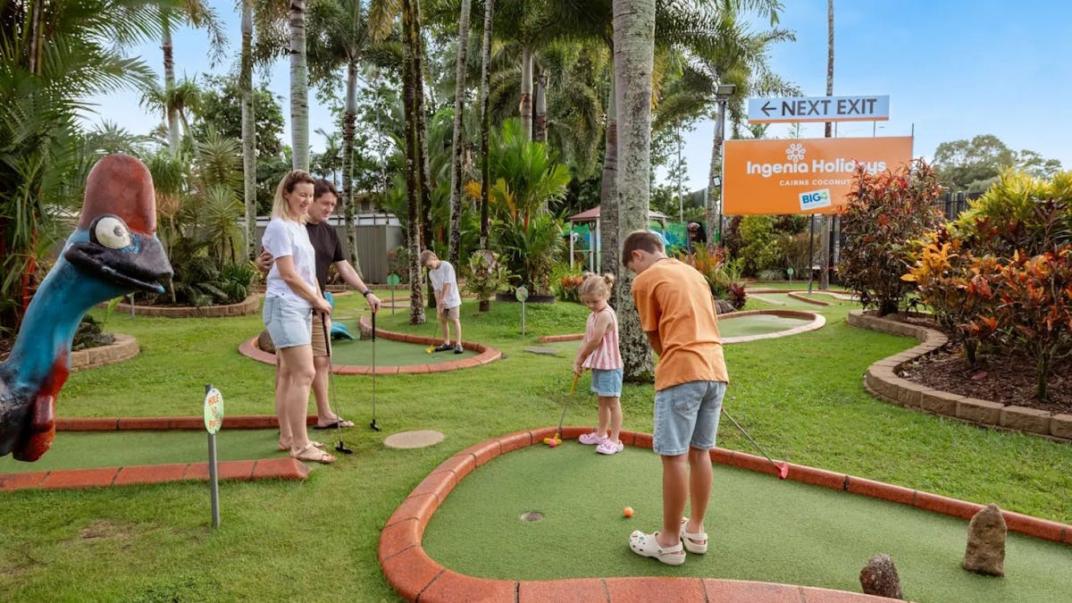 Ingenia Holidays Cairns Coconut Mini Golf