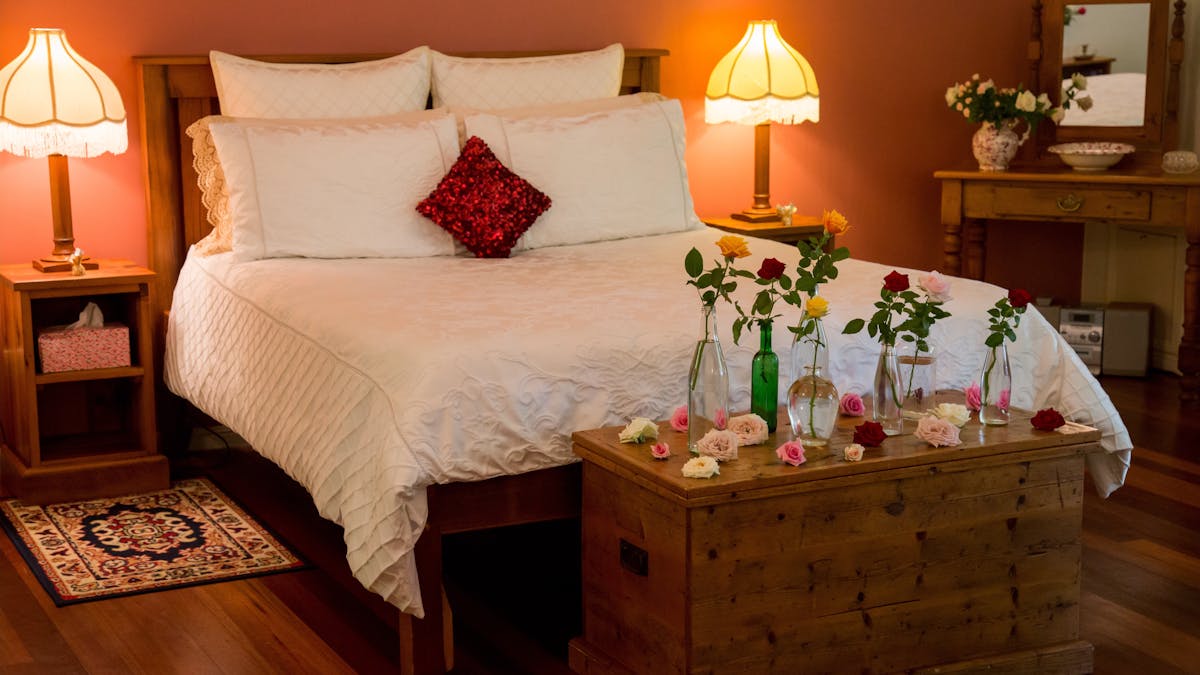 cottage bed and roses