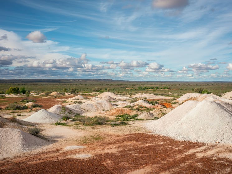 White Cliffs opal mining