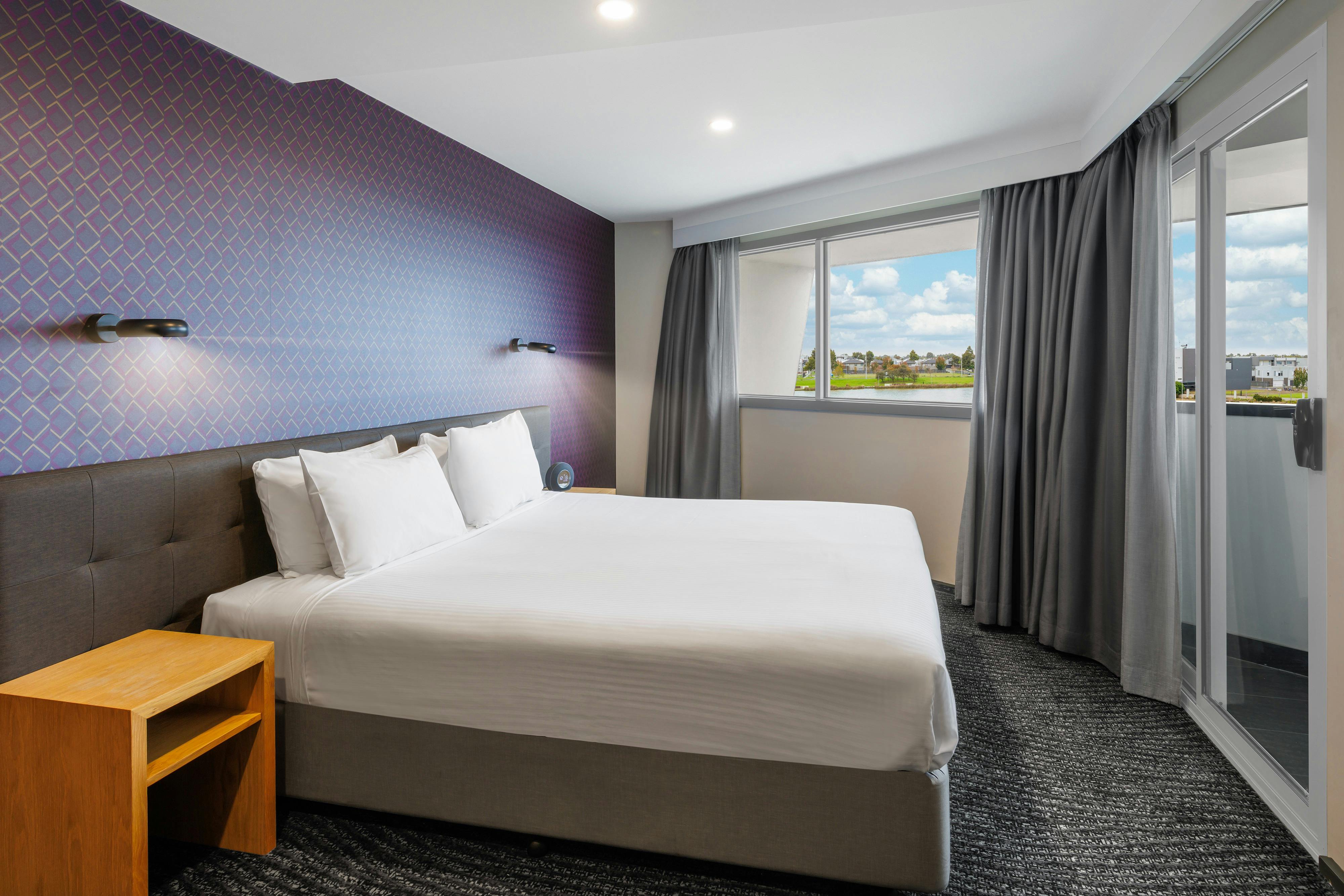 Corner Suite King Bedroom