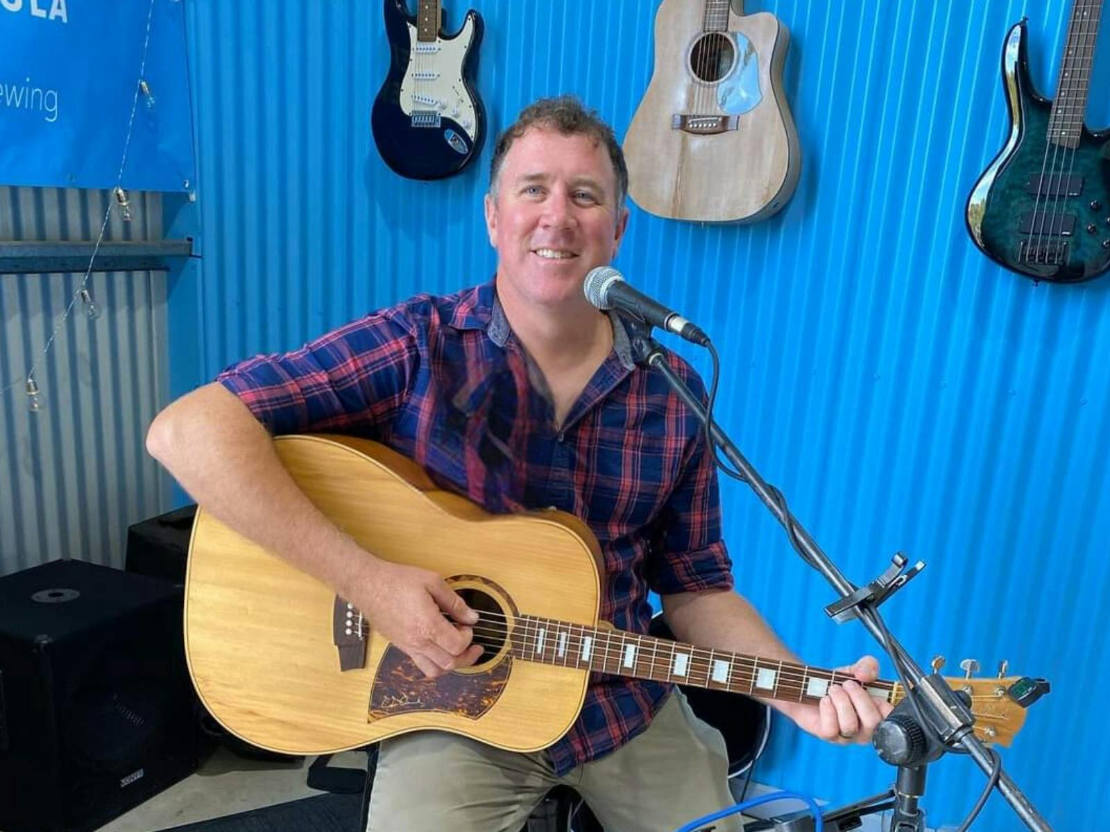 Matt Higgins Live @ Hedonbar Brewing Company