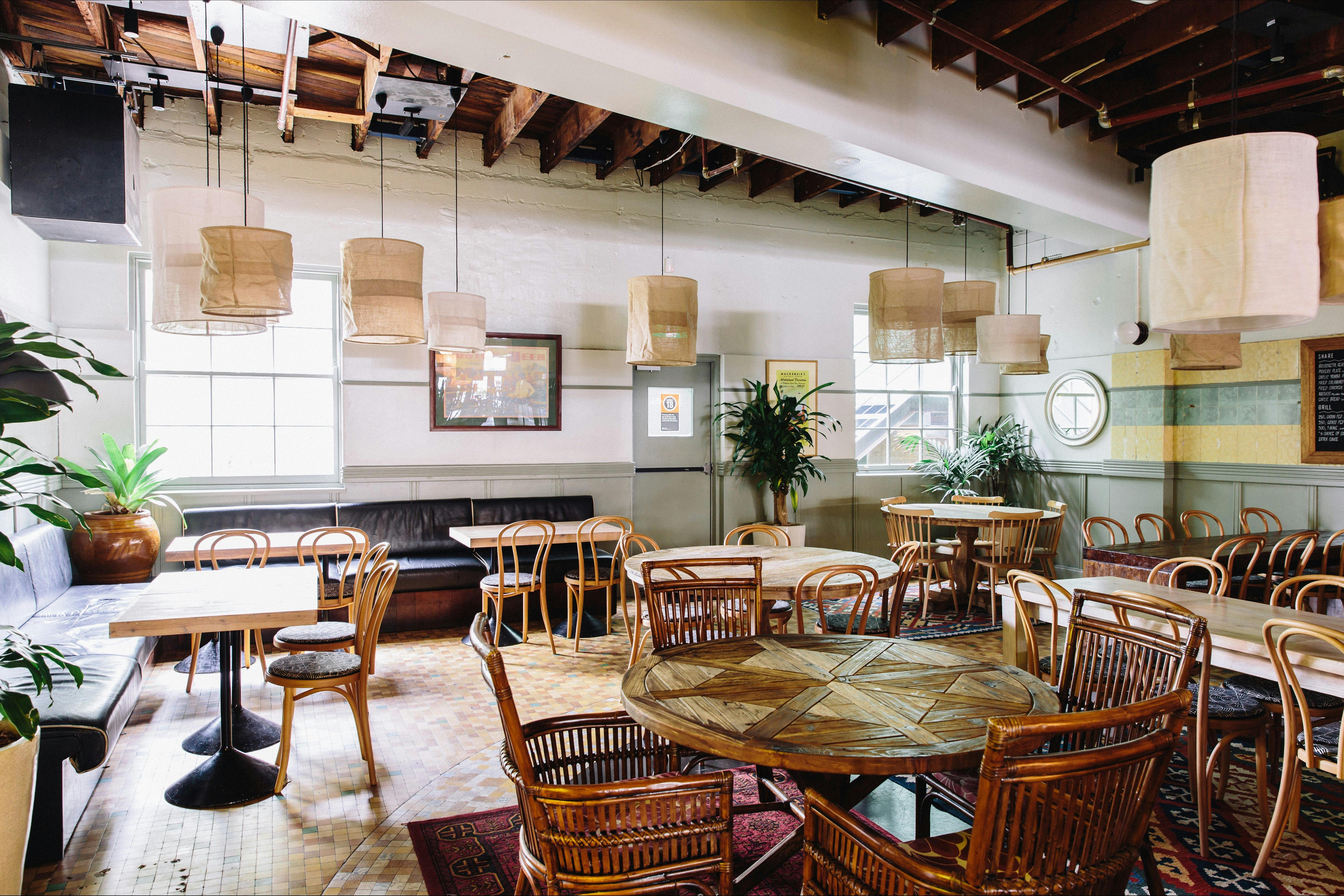 브리지뷰 호텔 - 비스트로