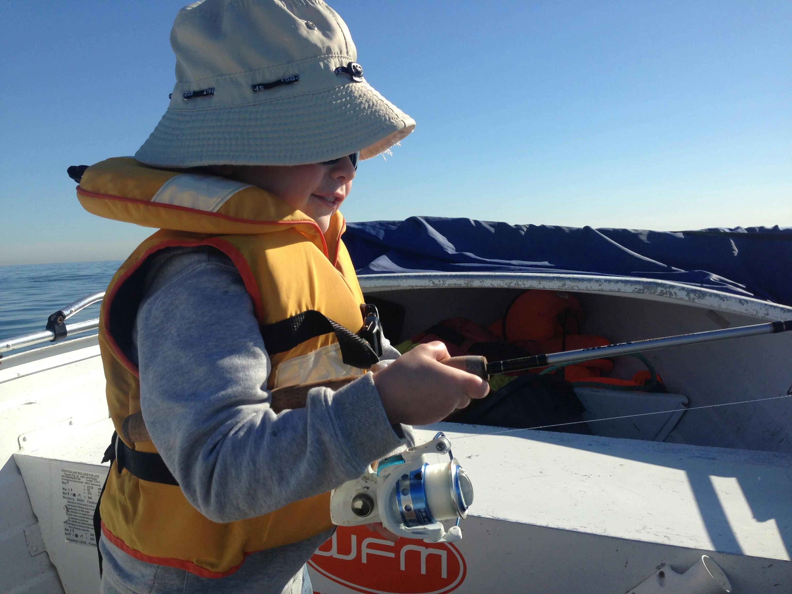 take the kids fishing self drive boat hire Mornington Peninsula Melbourne