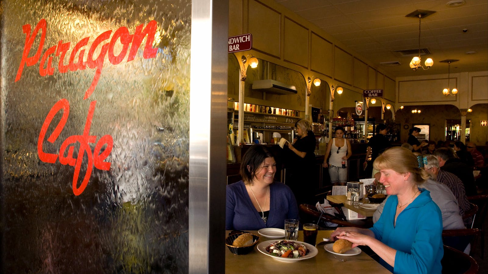 Paragon Café