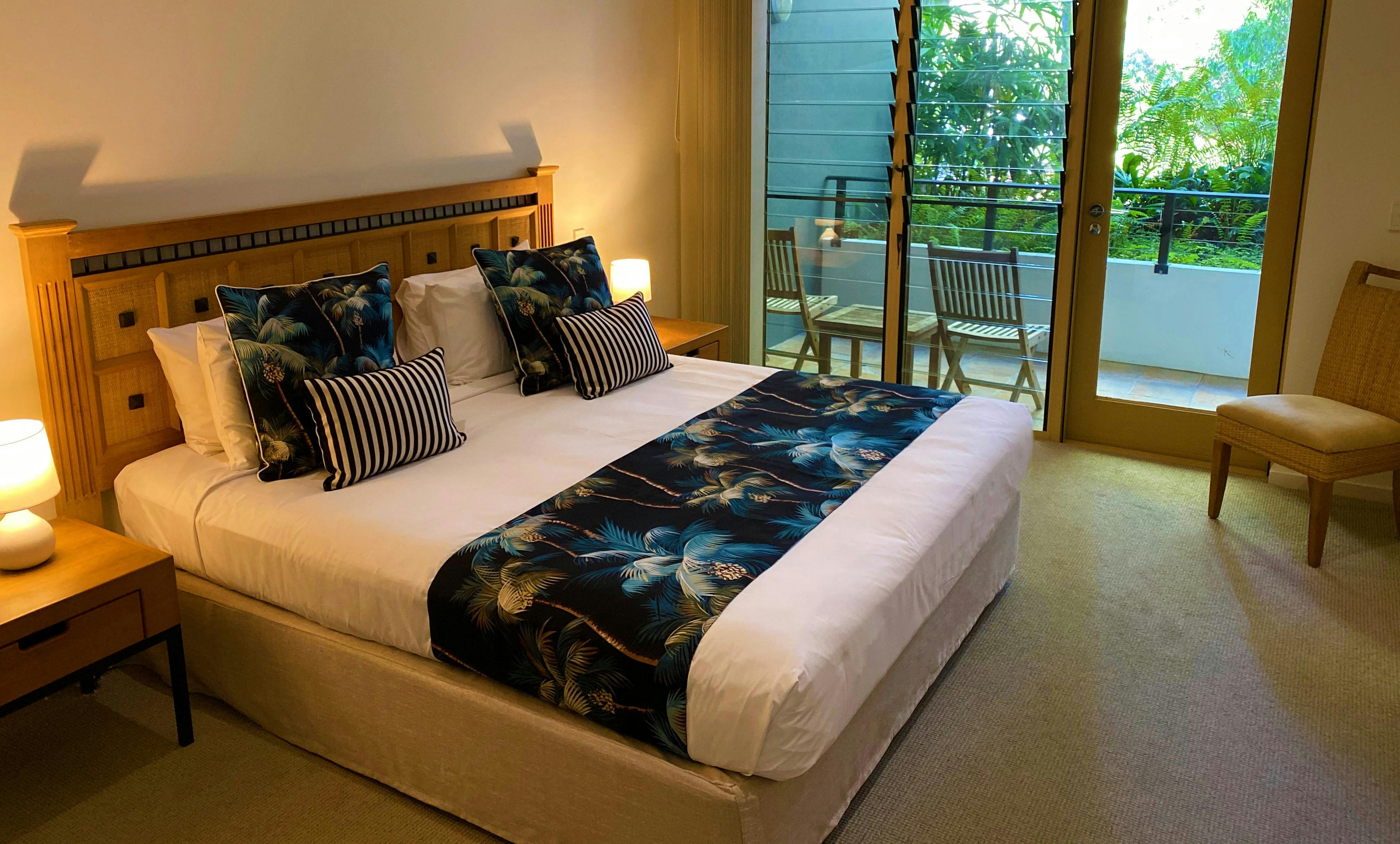 MAIN BEDROOM, SPACIOUS, BALCONY