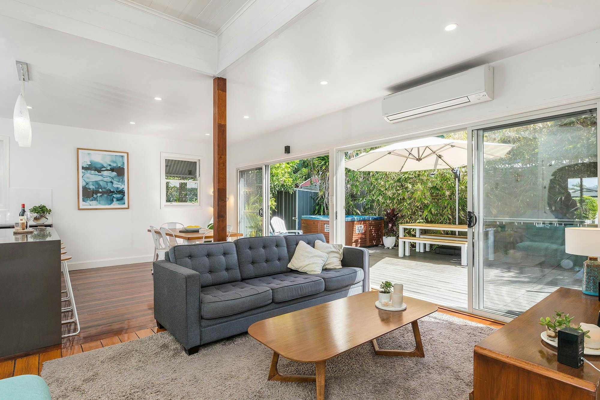 Aaloka Bay - Byron Bay - 데크 구역 방향 라운지