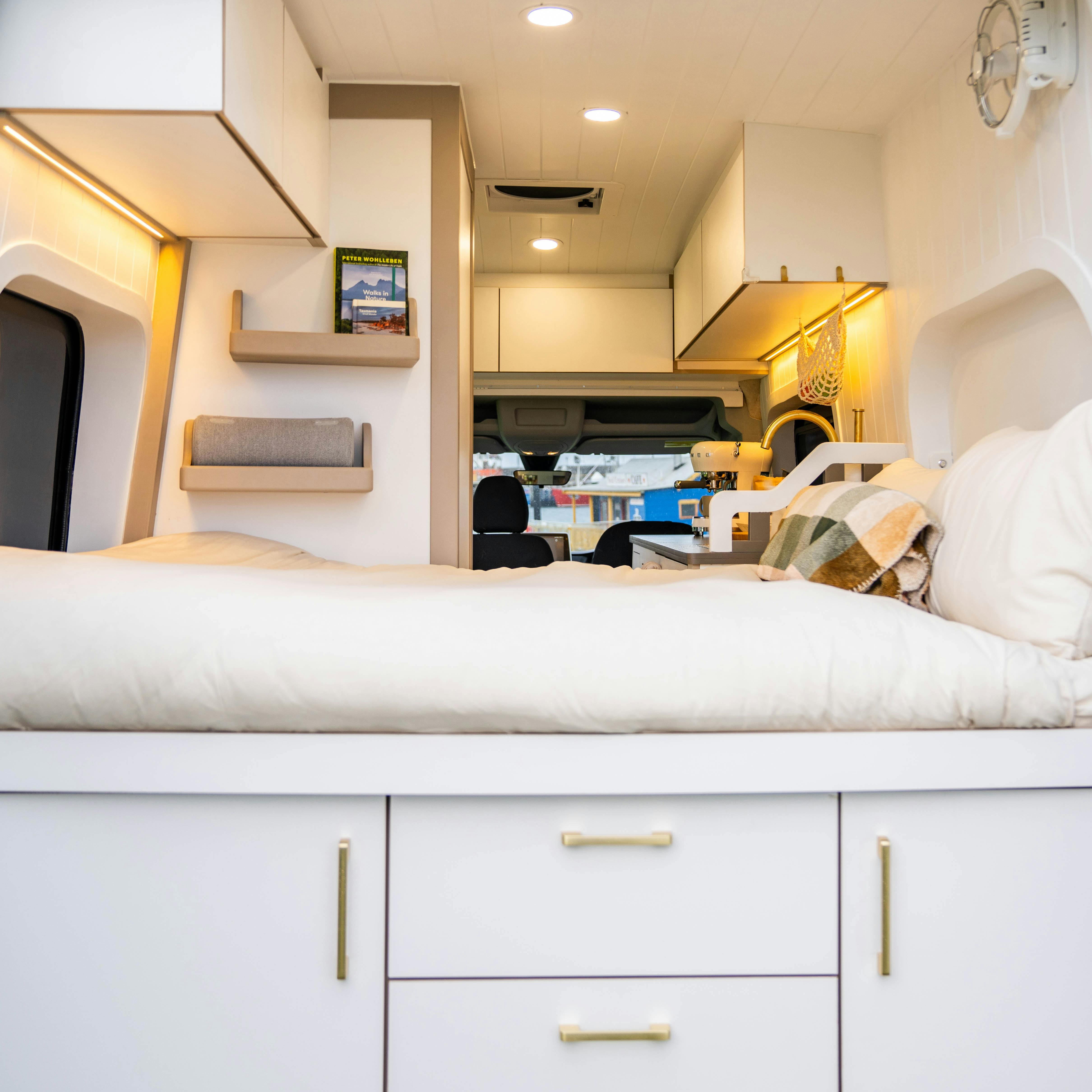 Tasmanian Campervan Rentals - VanMania - Experience Tasmania in luxury and comfort