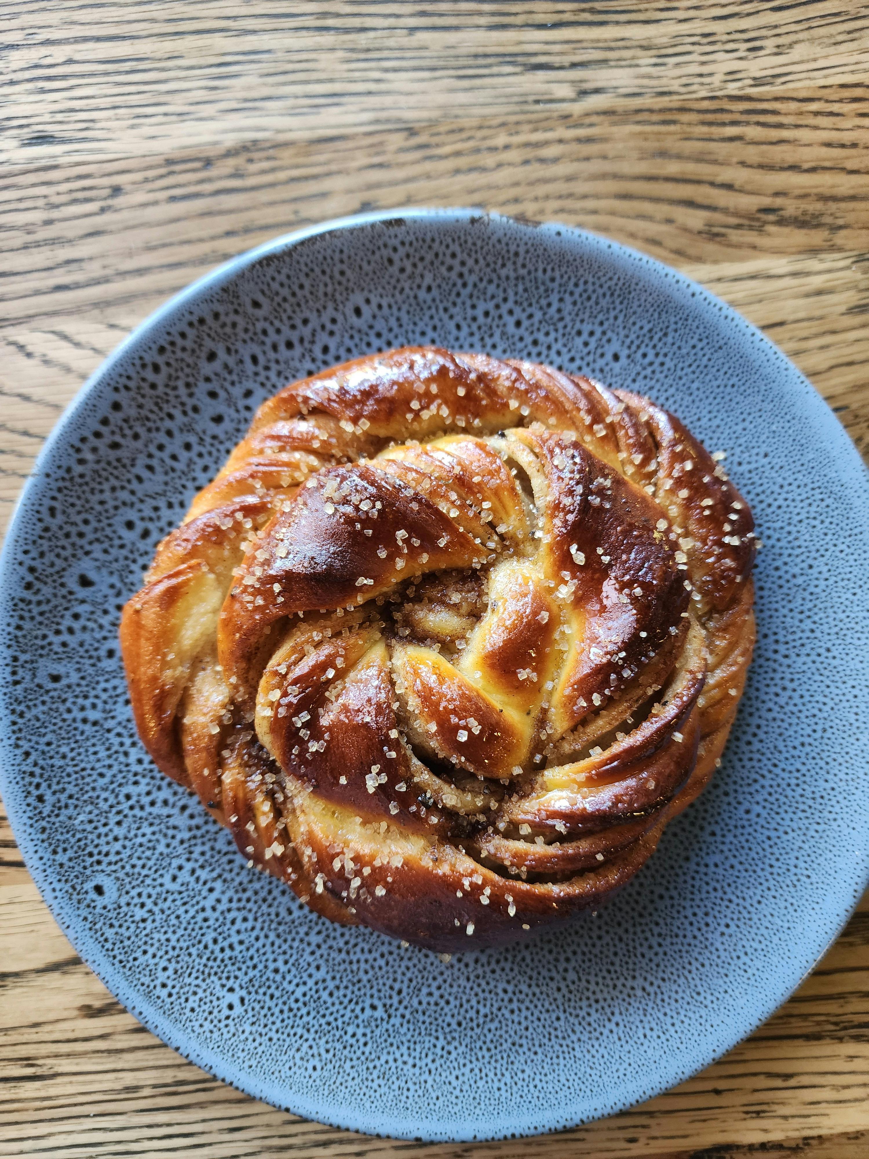 Cardamom Bun