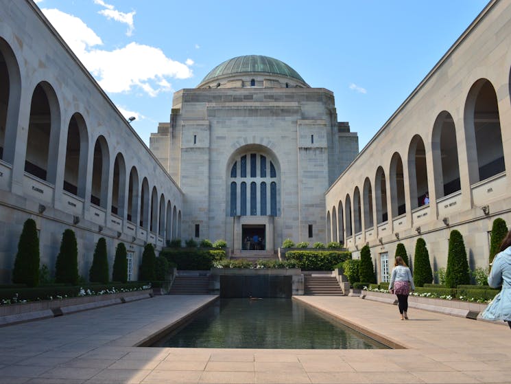 View the Australian War Memorial on the Canberra day trip