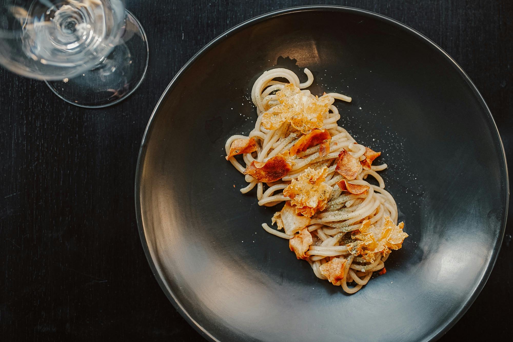 Jerusalem artichoke spaghetti, coral mushroom, saltbush salt