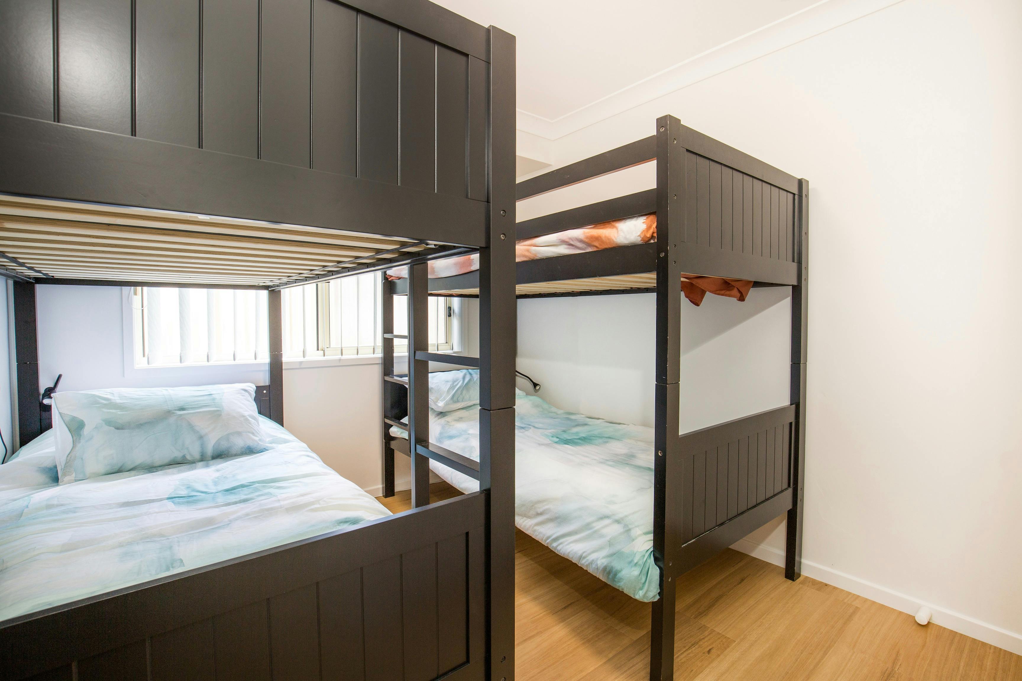 ベッドルーム 4