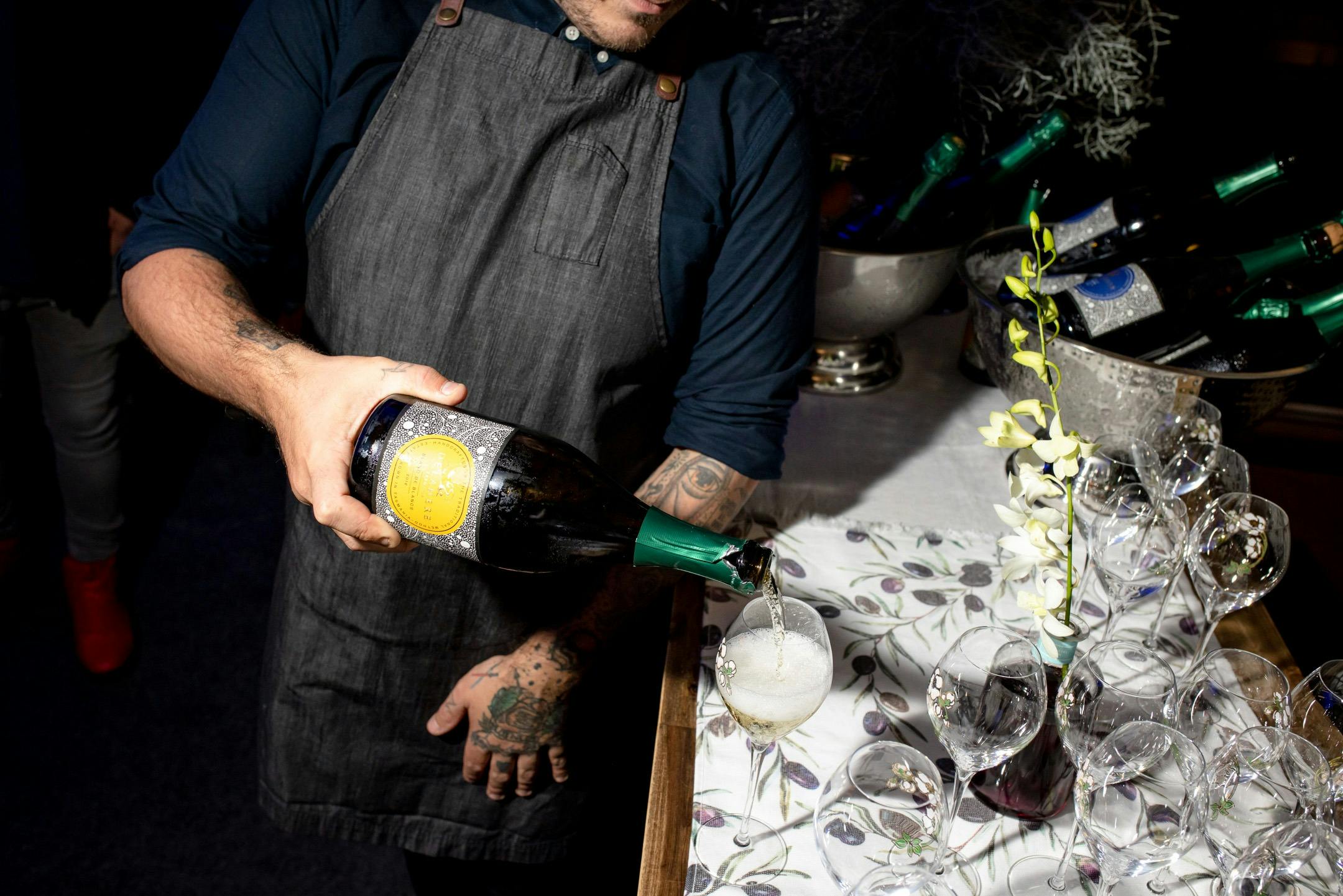 pouring Delamere Sparkling at Mudbar Restaurant