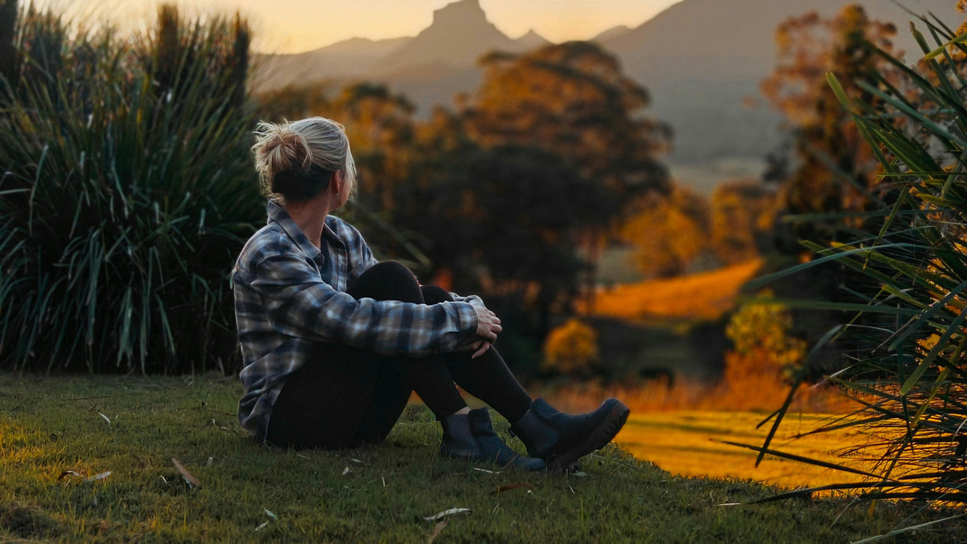 산의 전망이 숨 막힐 듯 아름답습니다 🌅⛰️🌿