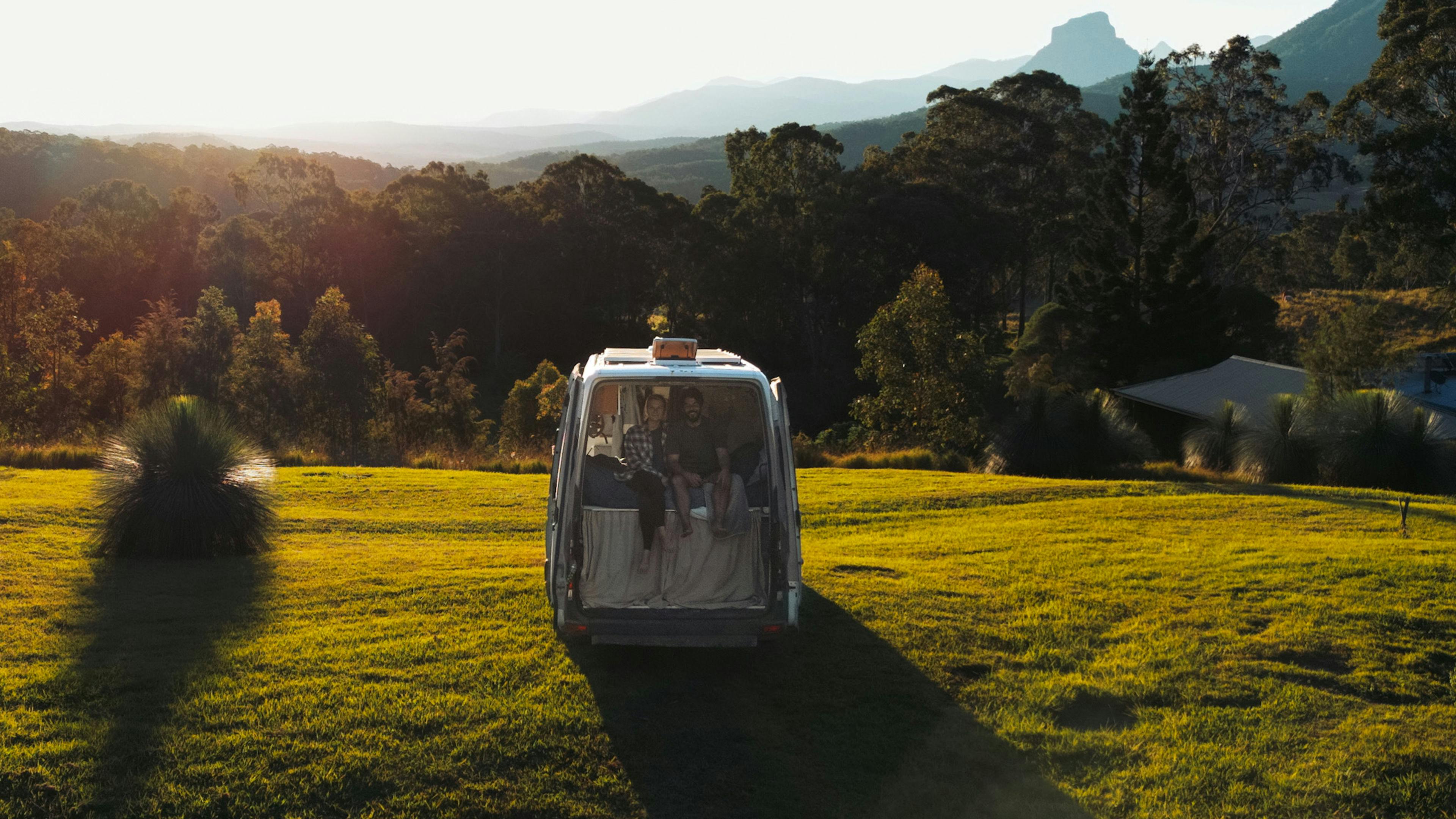 밴을 주차하거나 텐트를 칠 수 있는 옵션이 정말 많아요 ⛺️