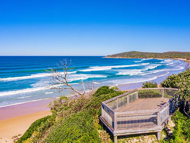 The beach and viewing platform near Angourie Bay picnic area in Yuraygir National Park. Photo: