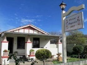 Maison Magnolia B and B