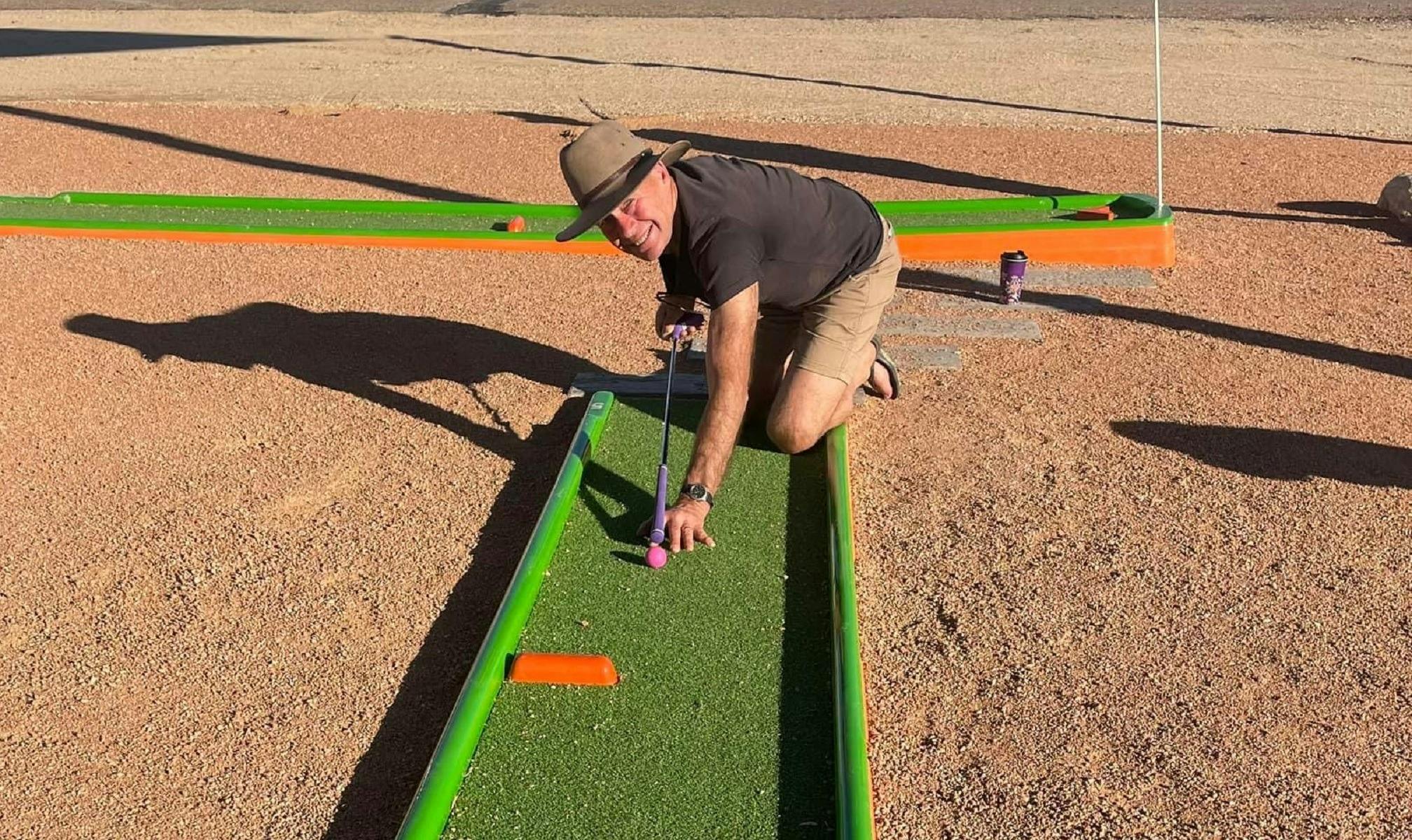 Julia Creek Caravan Park Mini Golf