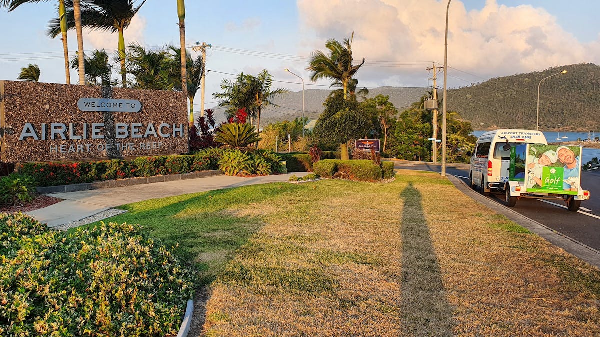 Airlie Beach Airport Transfers