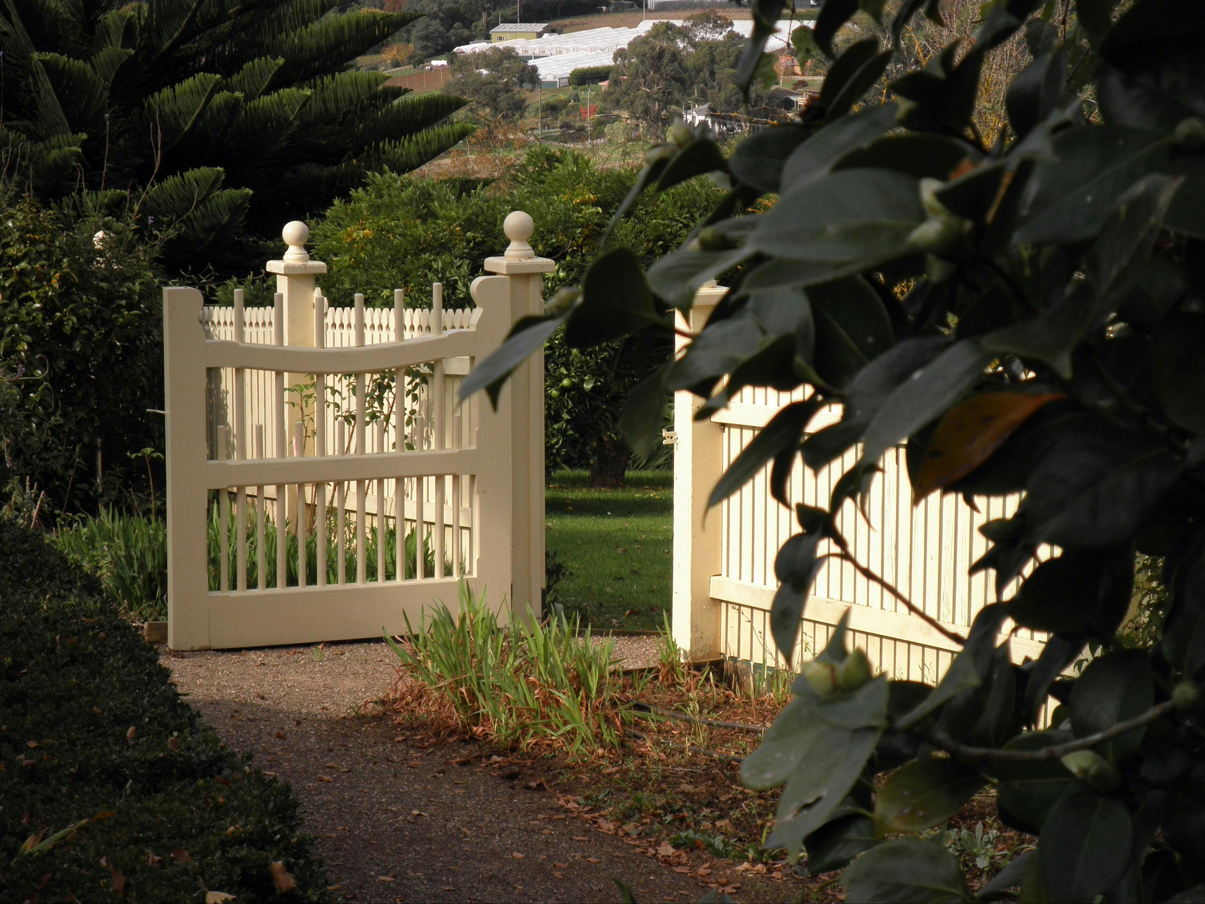 Mont De Lancey Yesteryear Tours