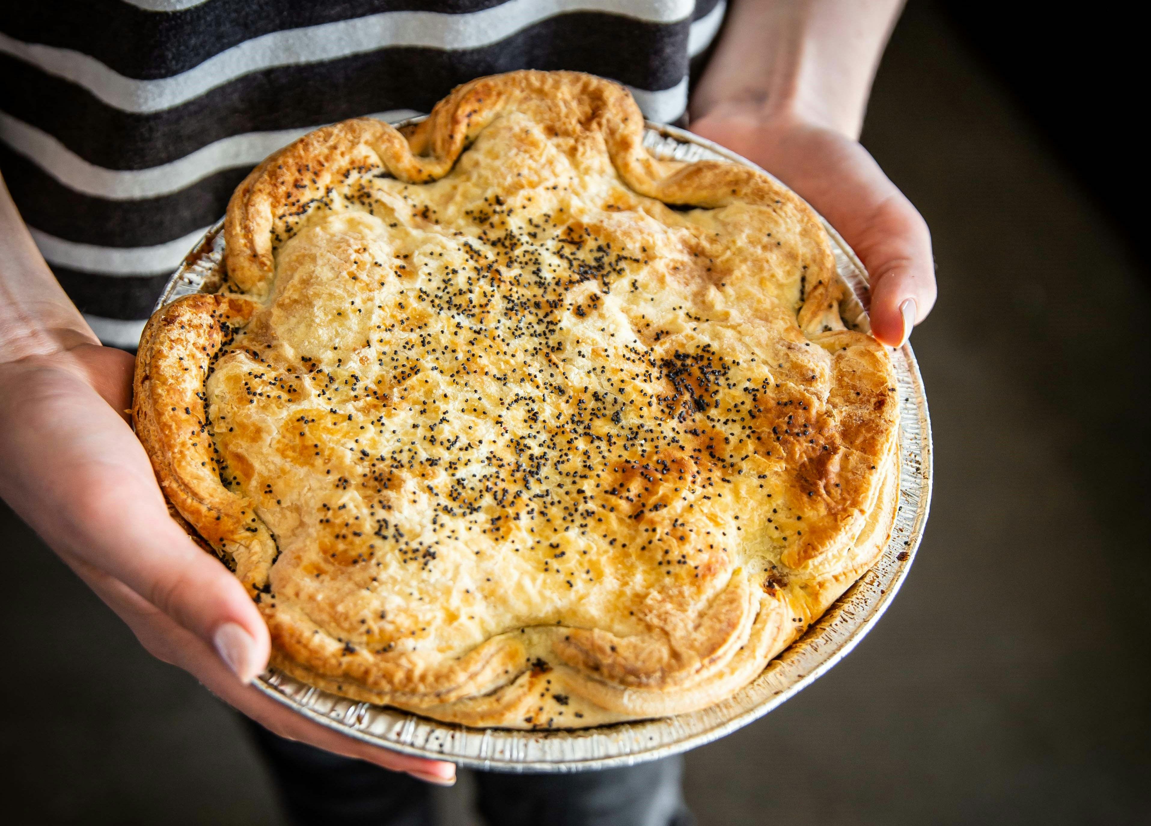 Hayden's Pies, family steak and muchroom