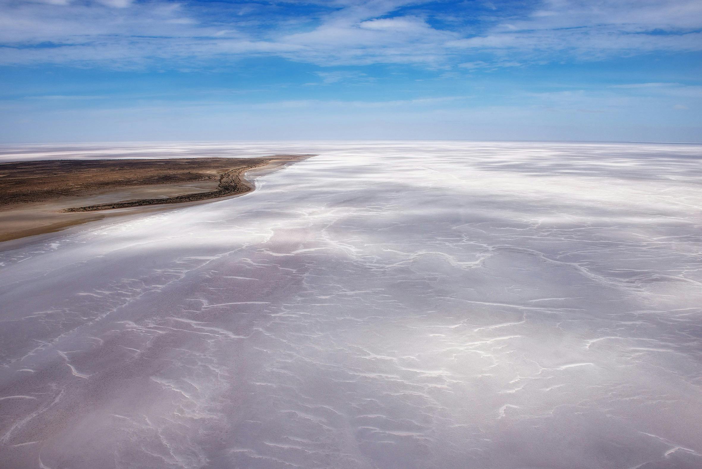 Kati-Thanda Lake Eyre