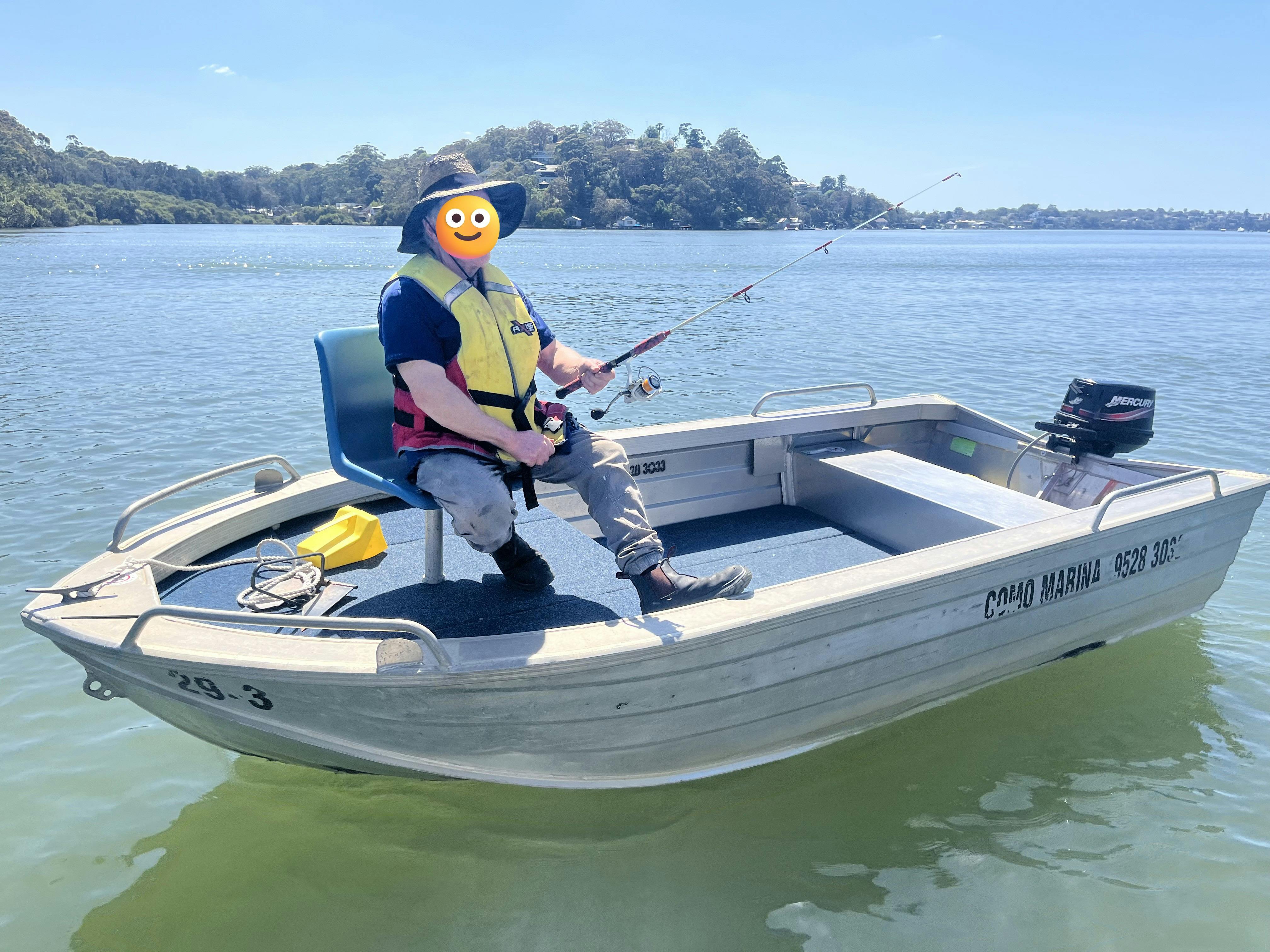 Runabout, Self-Drive Boat Hire at Como Marina