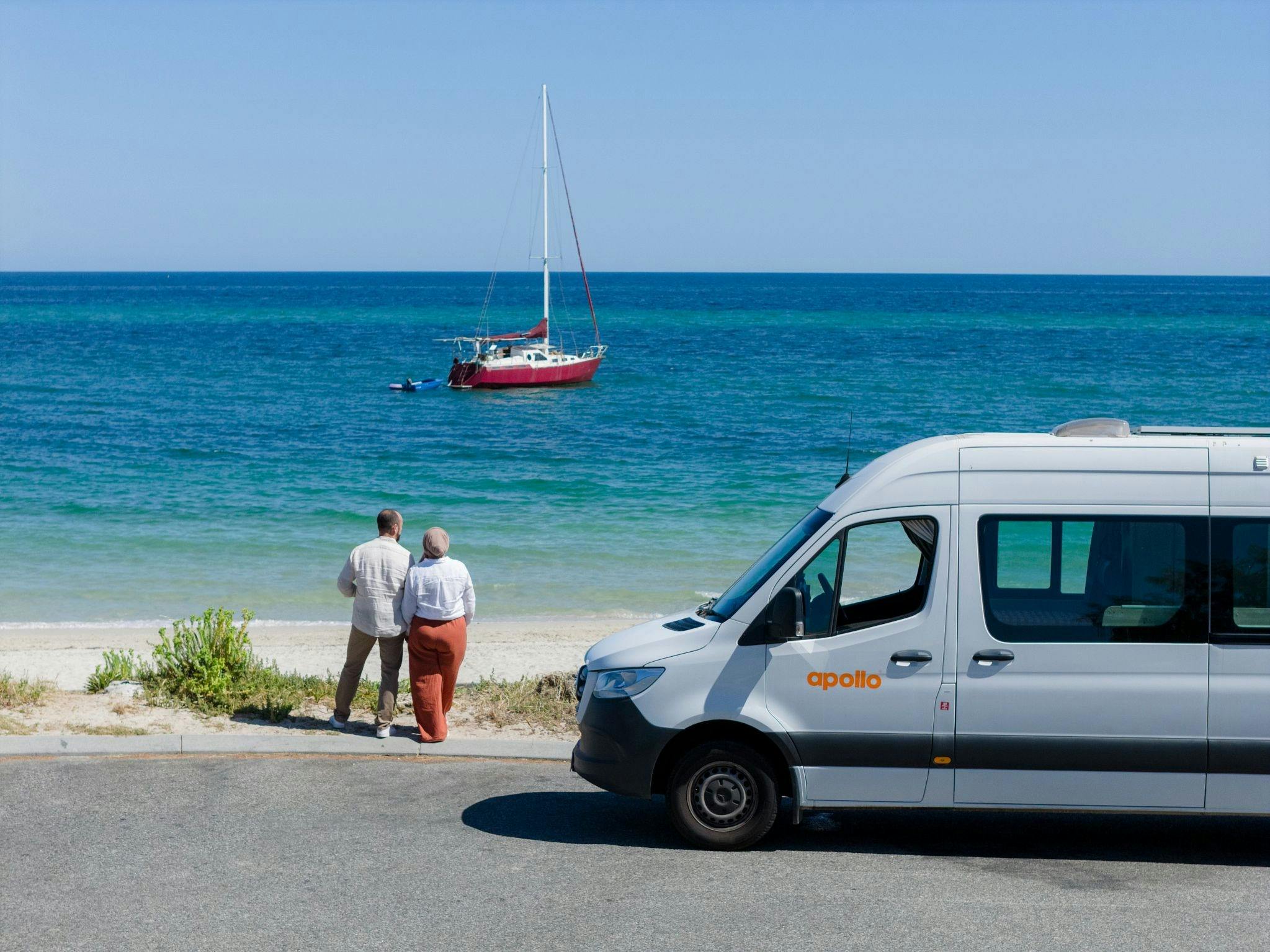 Every 10th vehicle hire day free* image