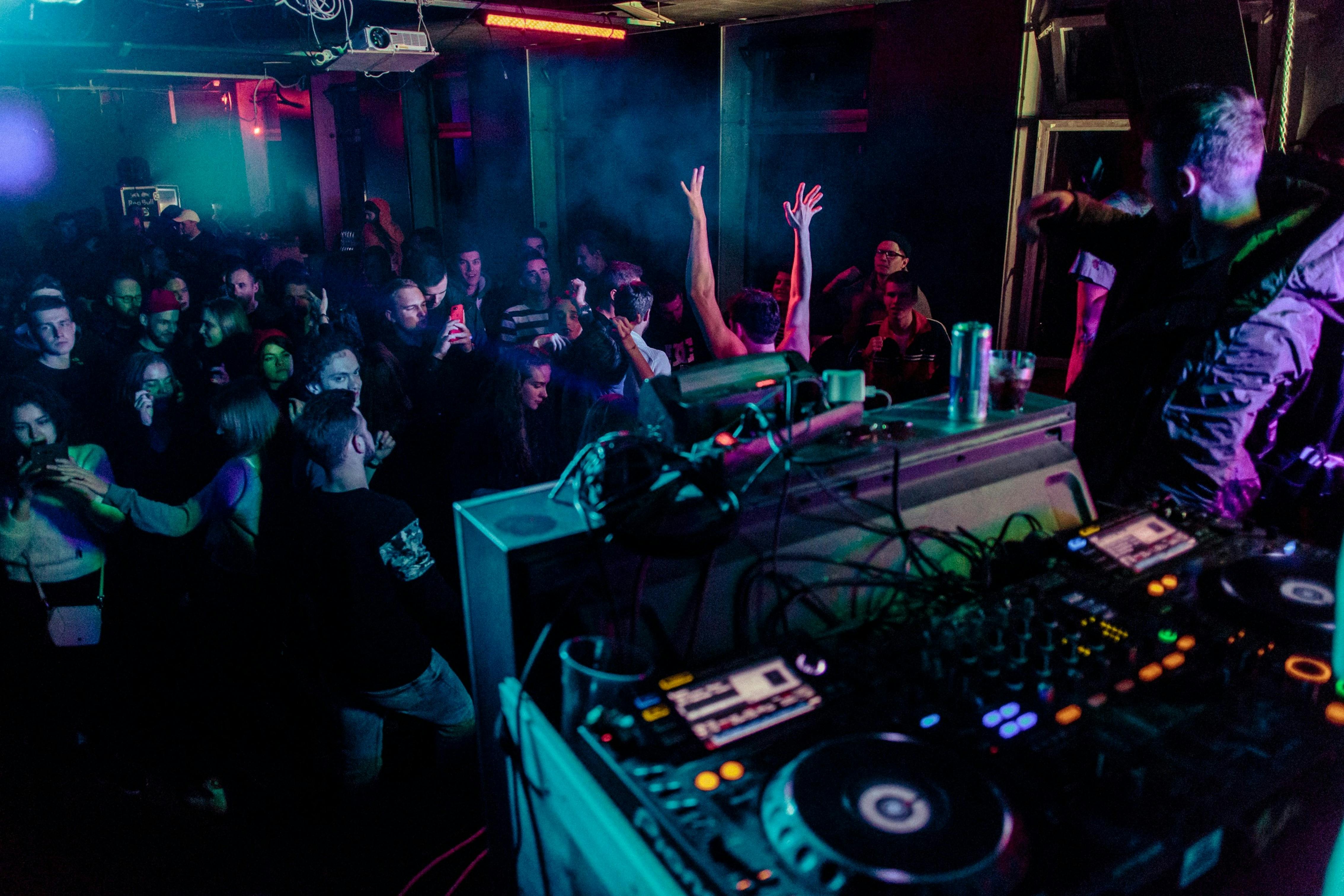 dj decks