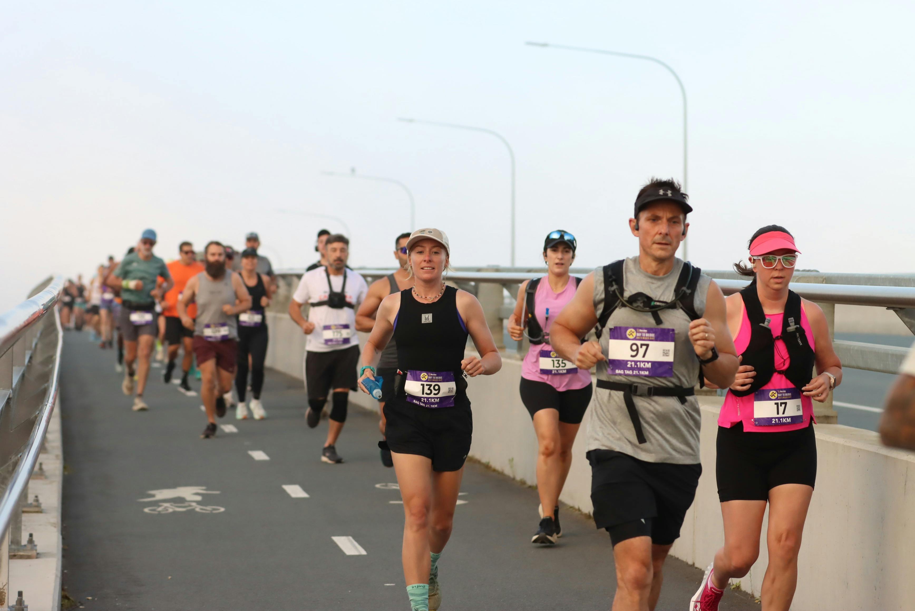 A group of runners crossing the Clyde River Bridge
