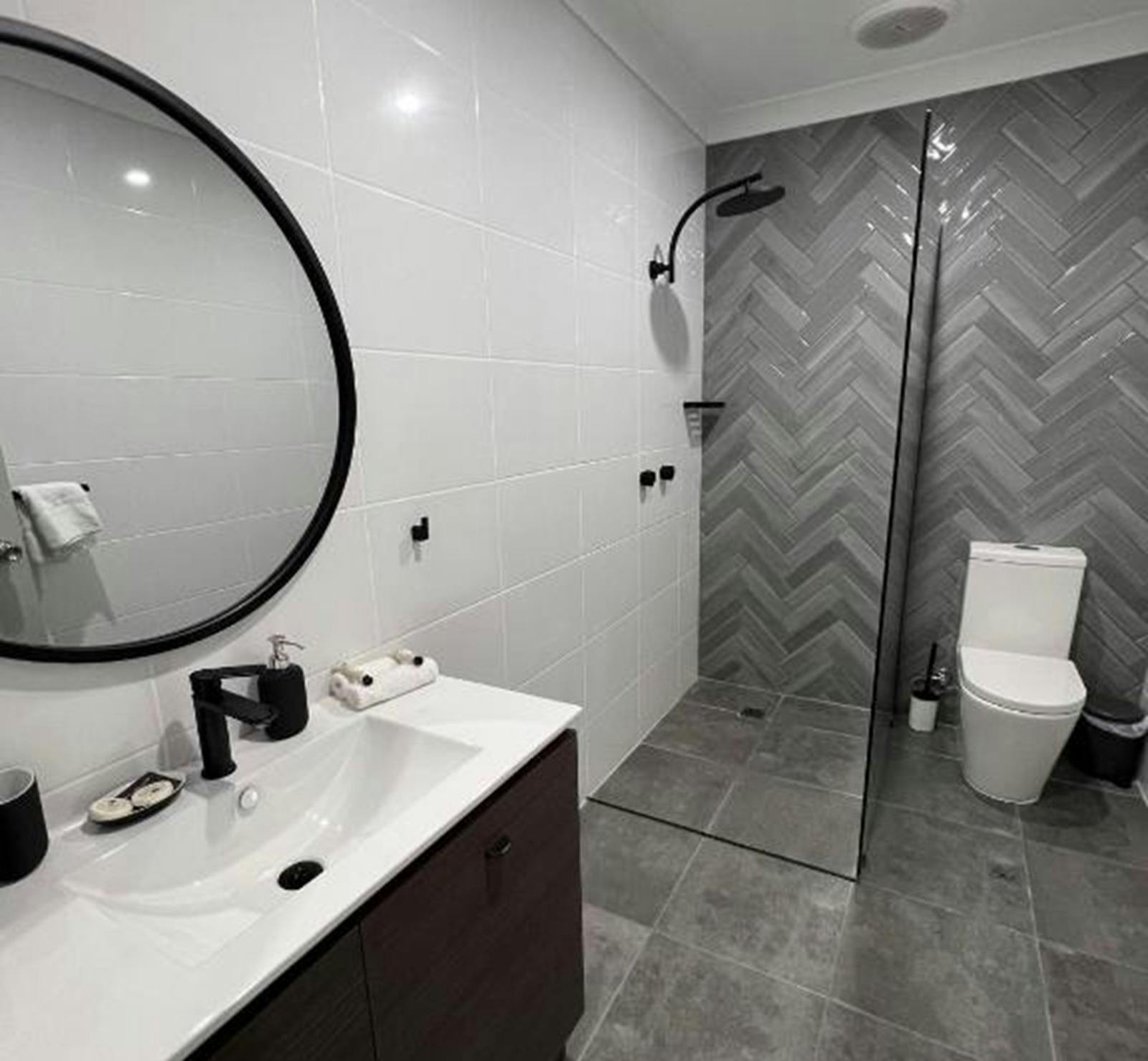 Modern bathroom
