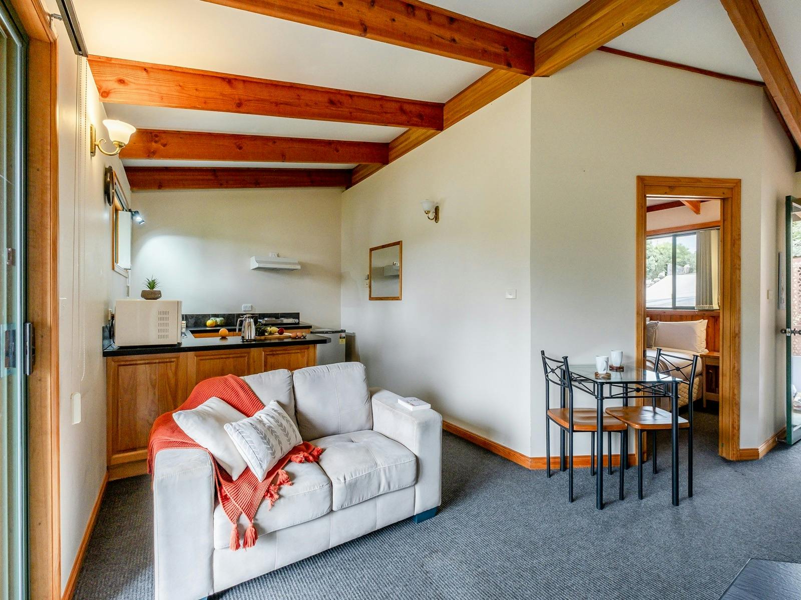 Freycinet Cottage 1