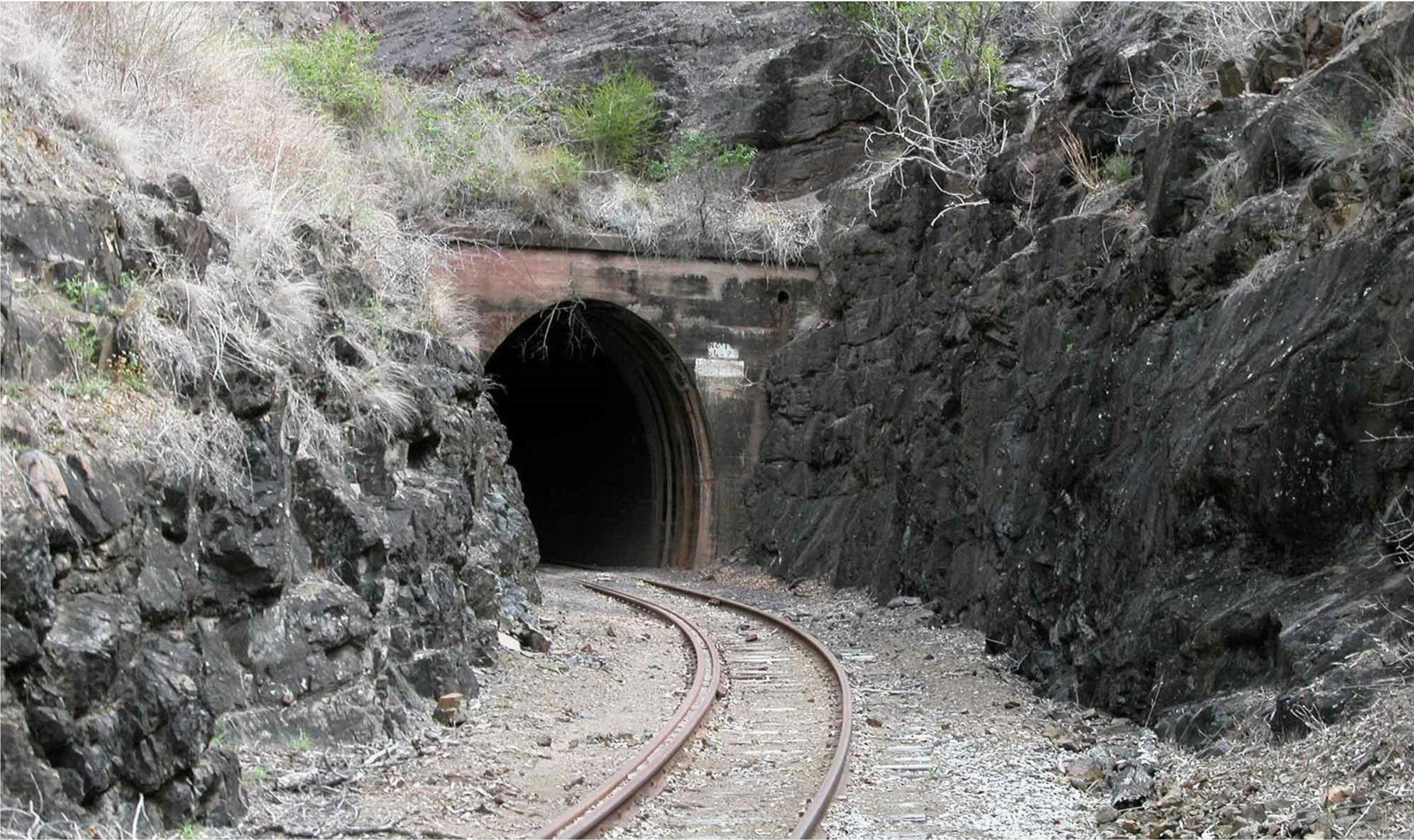 Tunnels in the Dawes Range near Golembil