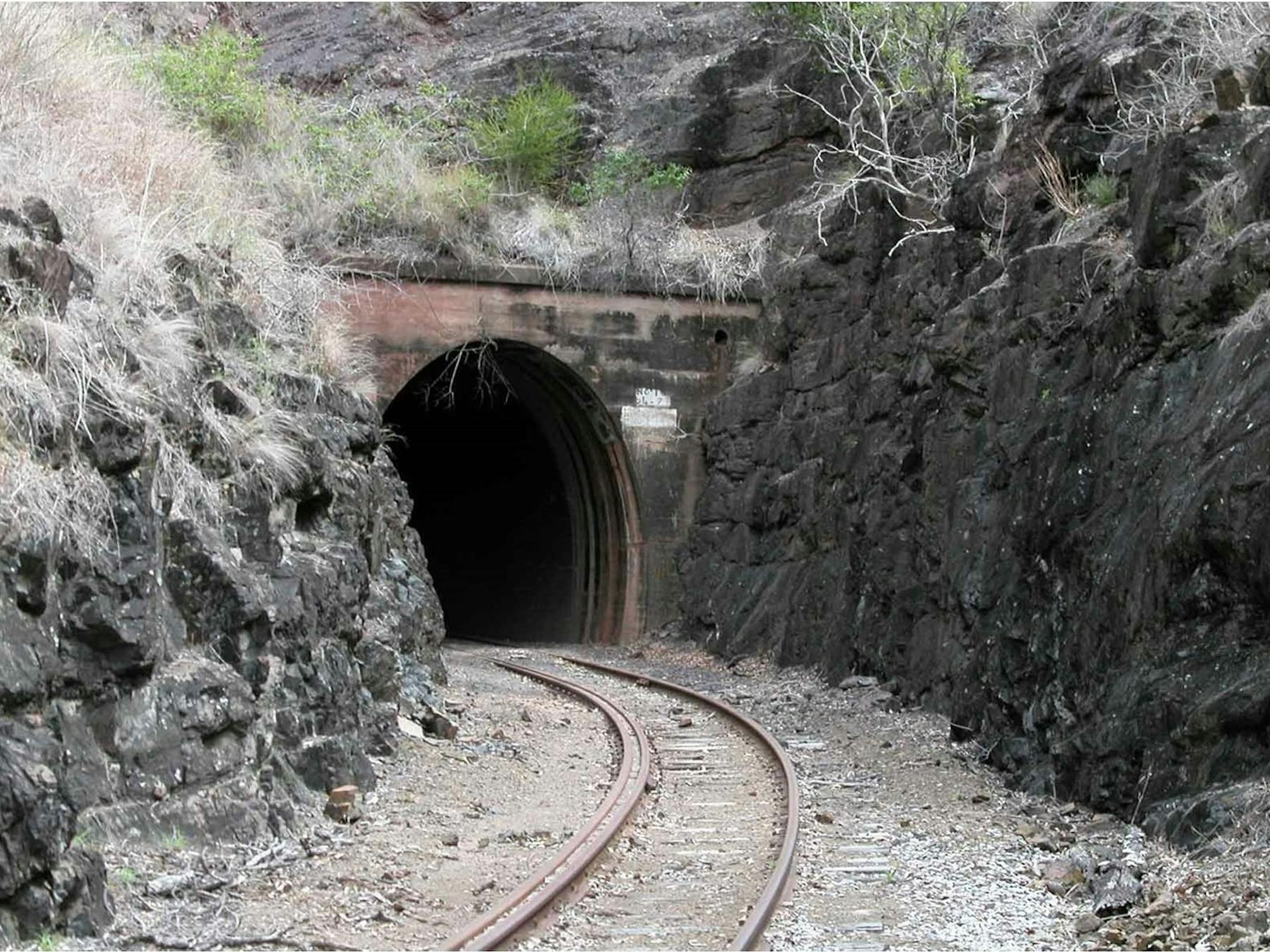 Tunnels in the Dawes Range near Golembil