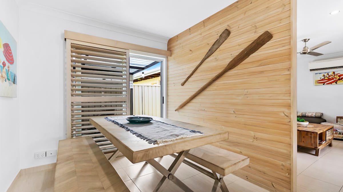 Kitchen table