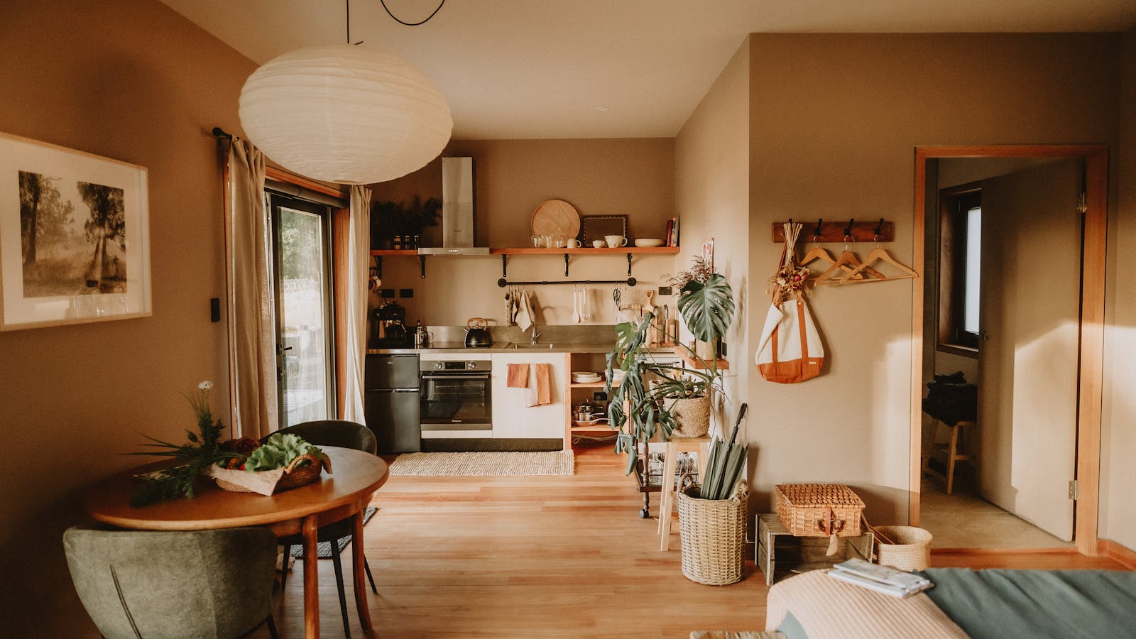The kitchenette is well appointed so you can eat well during your stay
