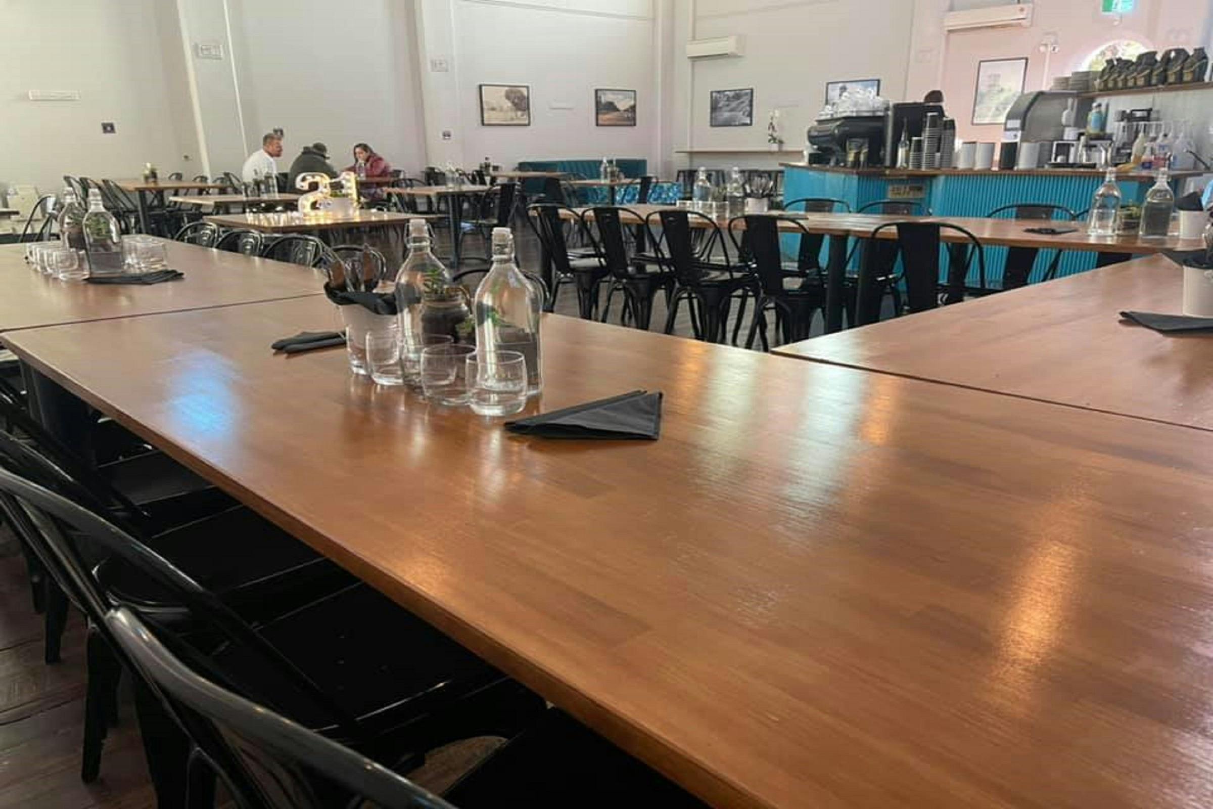 Bell House Tamworth의 내부 좌석 이미지