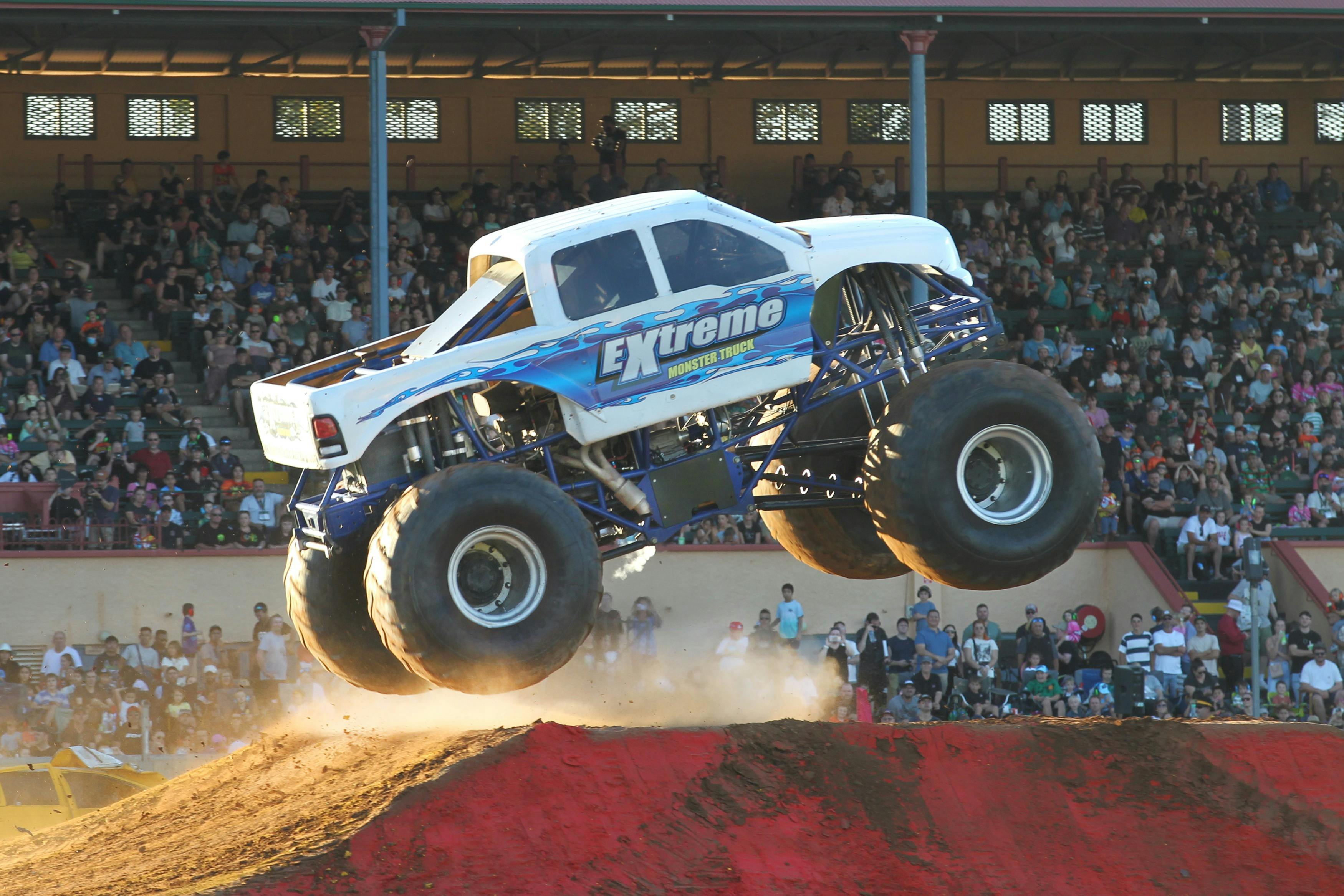 Monster Truck Extreme