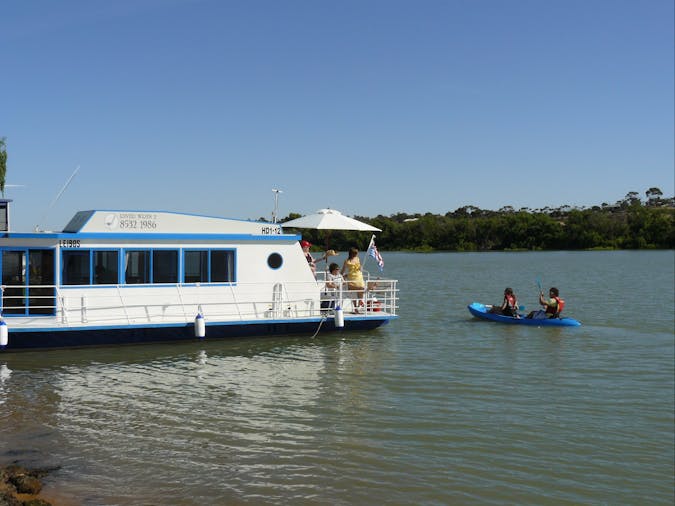 River Wren Houseboats