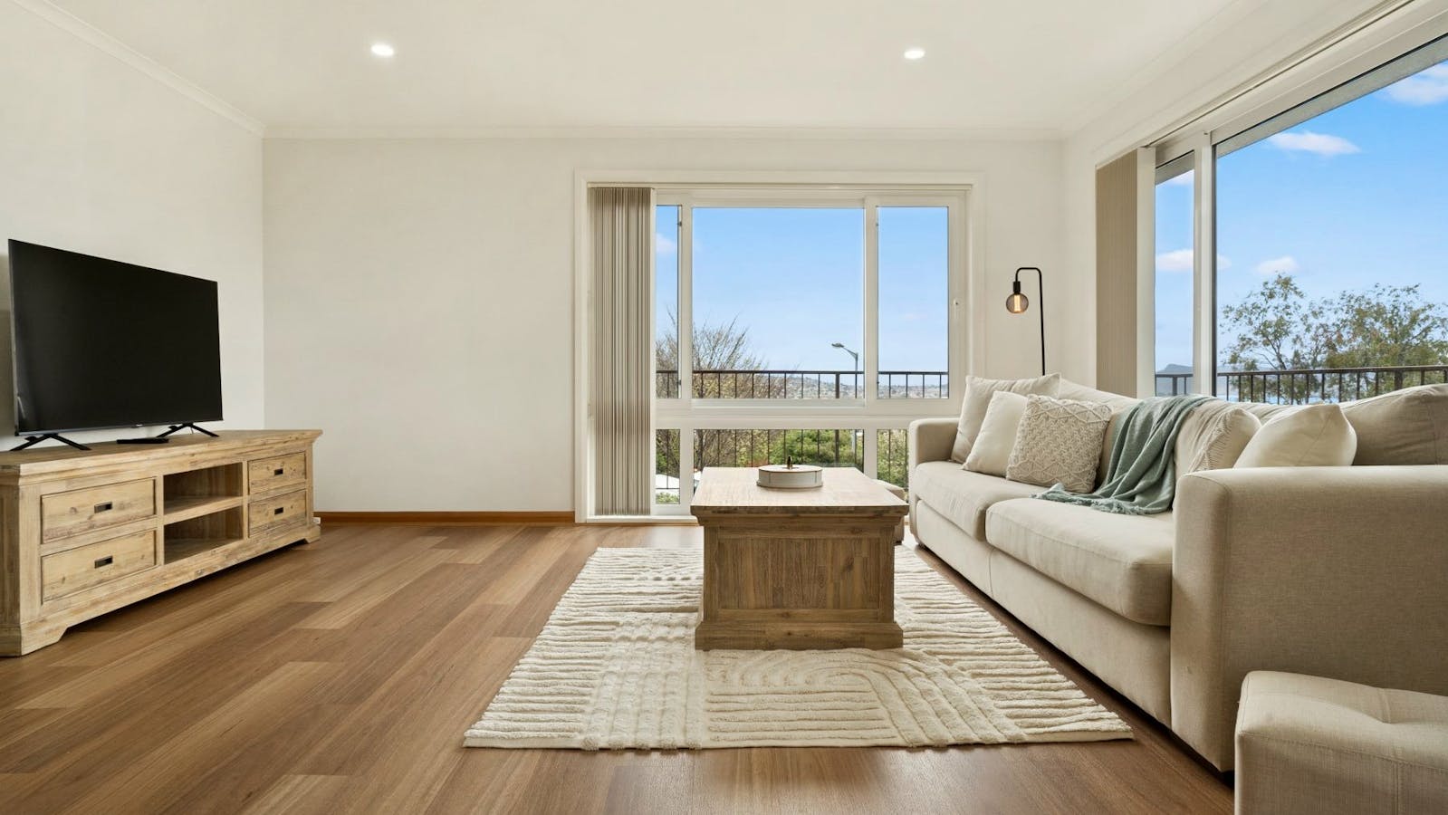 Amazing views over the water