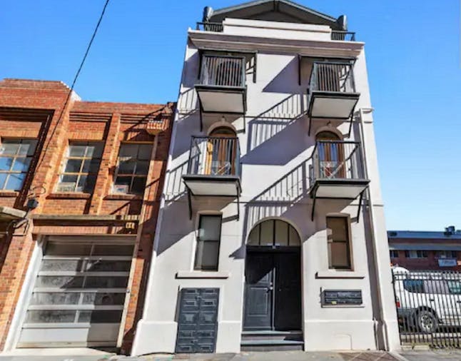 Eliza in the Heart of Adelaide