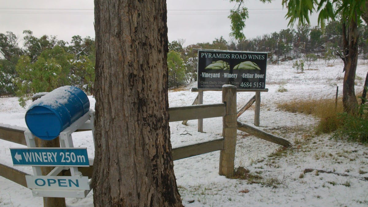 Snow at the driveway of Pyramids Road Wines