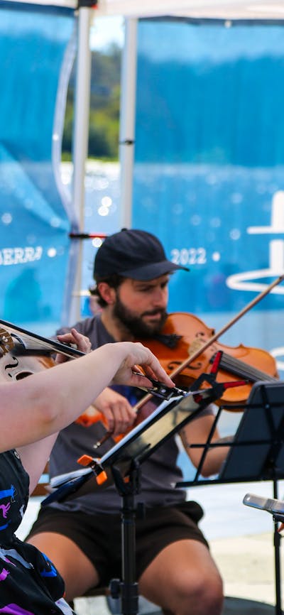 Christmas entertainment at The Little Burley Market!