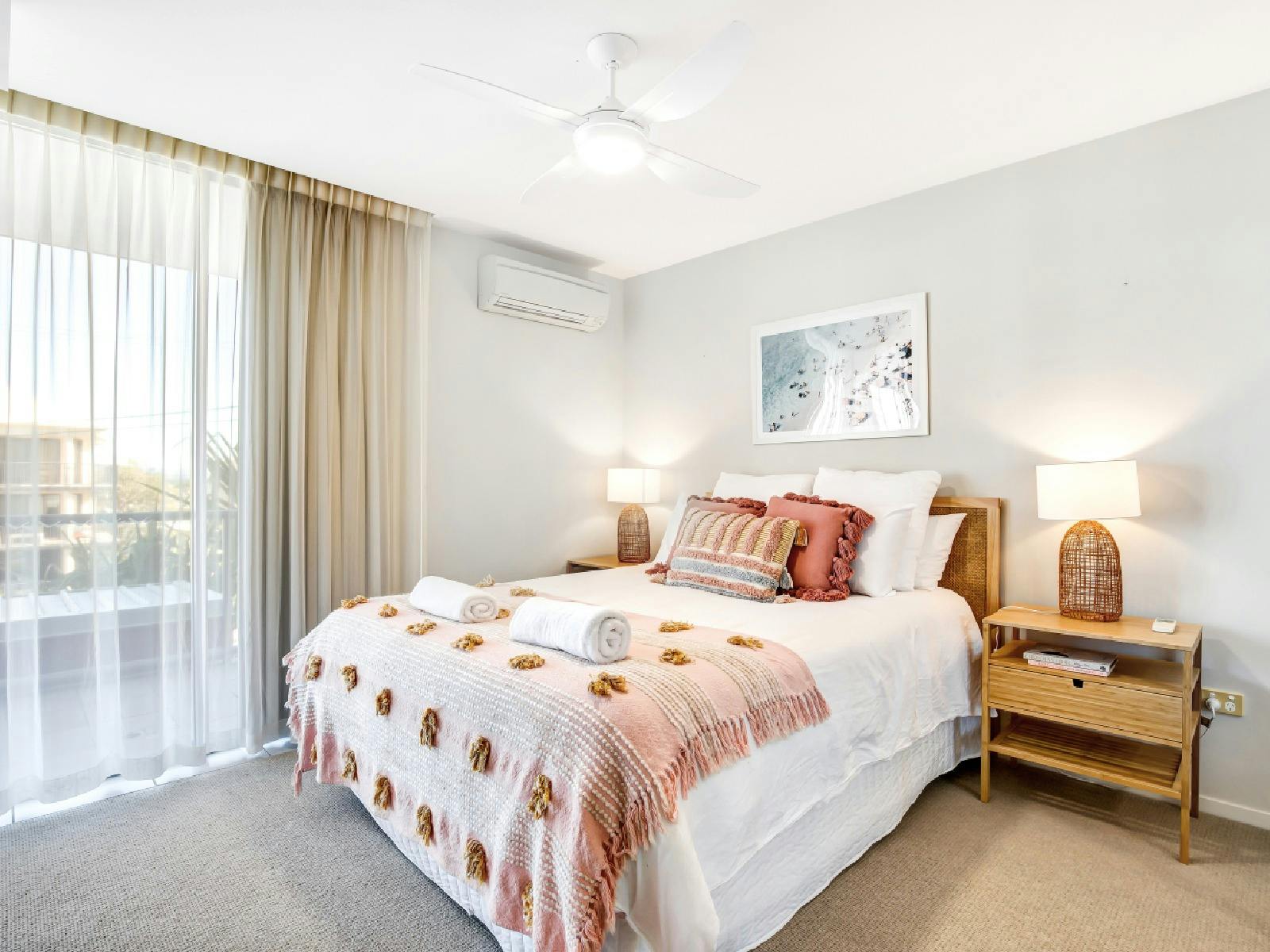 Master Bedroom with Ensuite Master Bedroom with Ensuite