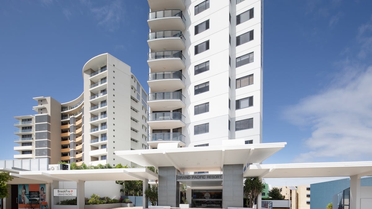 BreakFree Grand Pacific - Exterior