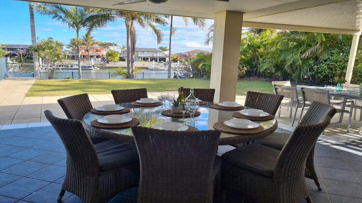 Bribie Island Holiday Hub Bribie Island Holiday Hub
