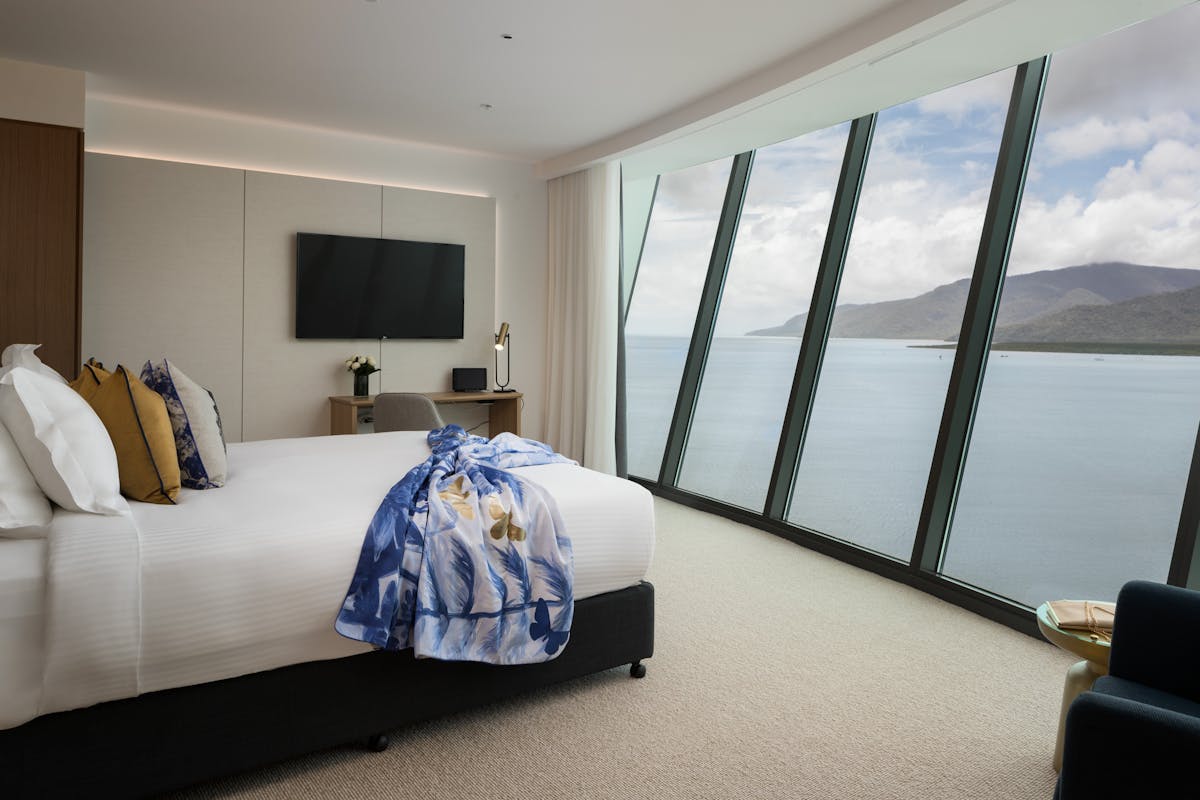 Panoramic Sea room