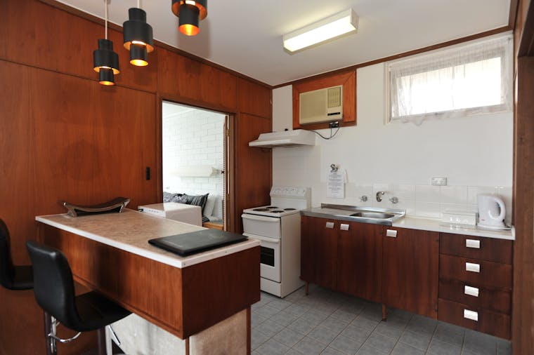 MATTHEW FLINDERS APARTMENT