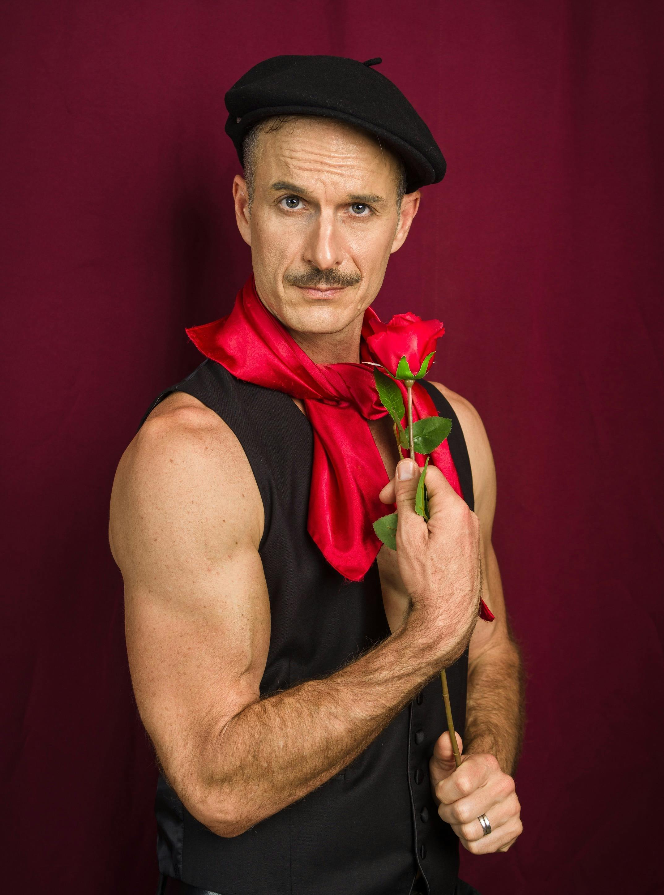 Le Faux-French Cabaret Dinner Show at Club Dubbo