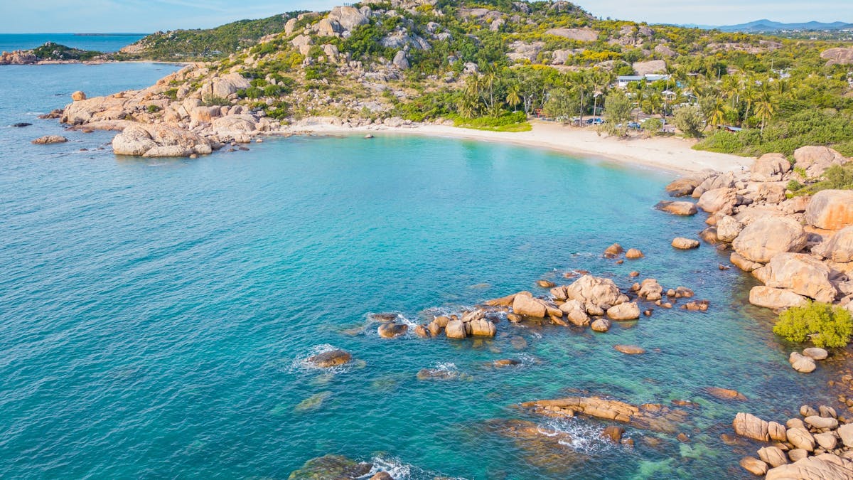 Horseshoe Bay Bowen